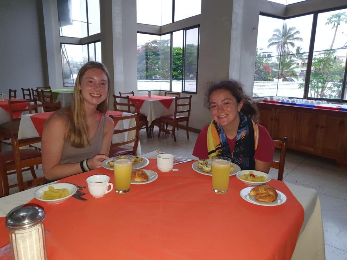 Hotel Palmeras Galapagos Puerto Ayora  Eksteriør billede