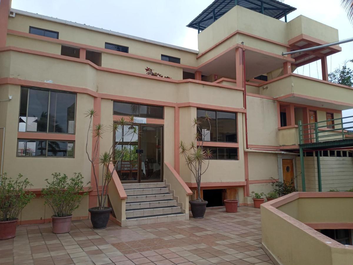 Hotel Palmeras Galapagos Puerto Ayora  Eksteriør billede