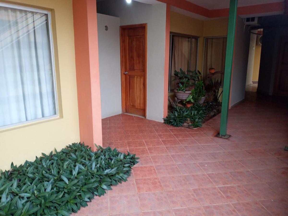 Hotel Palmeras Galapagos Puerto Ayora  Eksteriør billede